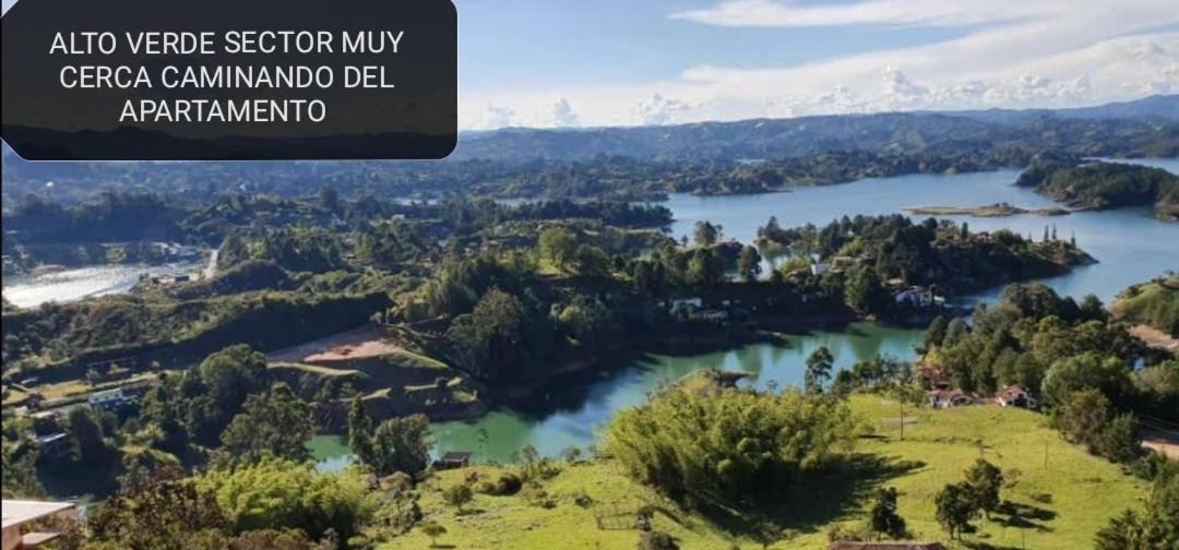 Guatape Apartamento Vista Al Embalse Exteriör bild